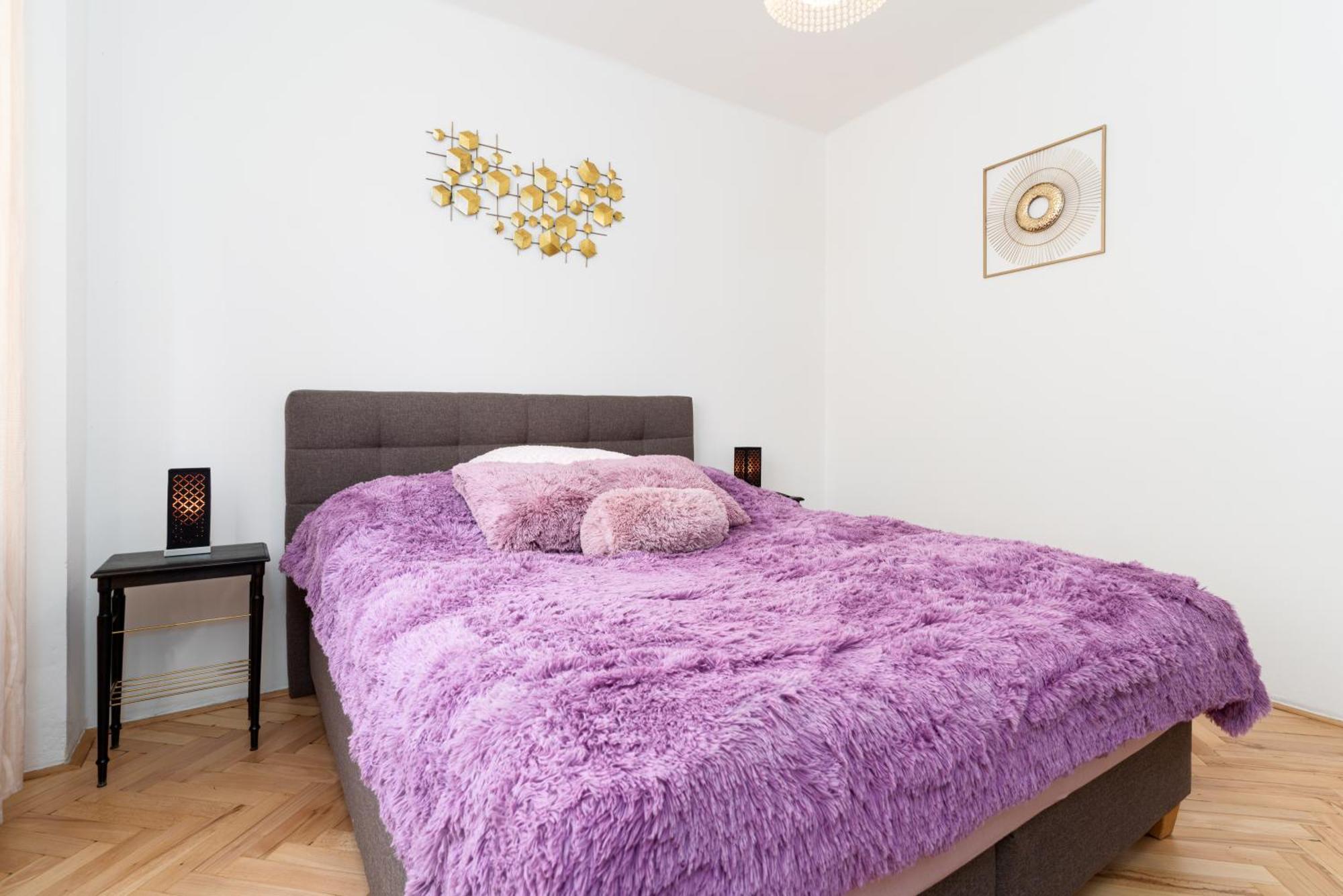 Kingdom Of 3 Roses Apartment Prague Ngoại thất bức ảnh